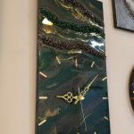 Epoksi kaplama duvar saati 30x60 cm, Yeşil & Gold, el yapımı MDF Epoksi kaplama