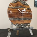 Ahşap epoksi duvar saati çap 42.5 cm, Kestane ağacı ve Gümüş Sedef, el yapımı