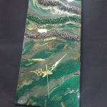 Epoksi kaplama duvar saati 30x60 cm, Yeşil & Gold, el yapımı MDF Epoksi kaplama