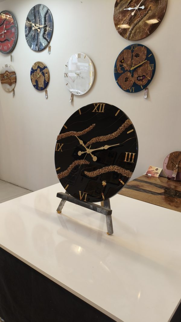Siyah Altın Epoksi Duvar Saati 60 cm – El Yapımı Lüks Modern Dekoratif Salon Saati